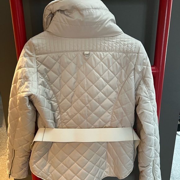 Love Token Parka - Picture 2 of 8